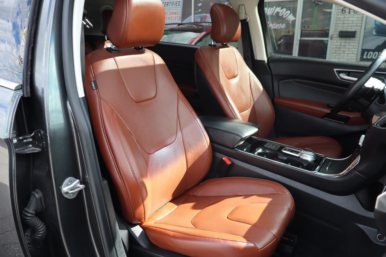 2019 Ford Edge Titanium AWD Photo