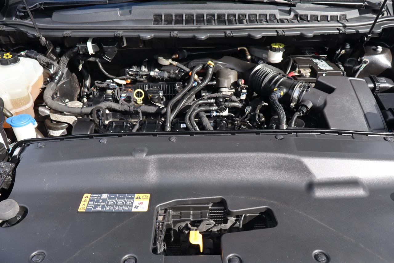 2019 Ford Edge Titanium AWD Photo