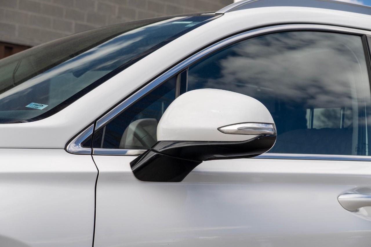 2021 Hyundai Santa Fe Hybrid Luxury AWD Photo