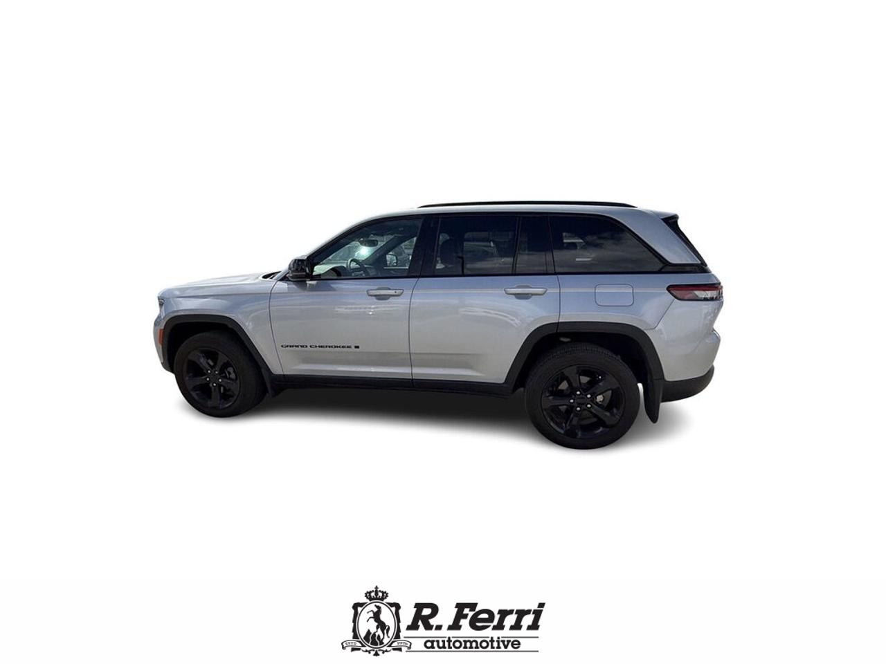 2024 Jeep Grand Cherokee Laredo 4dr 4x4 Photo