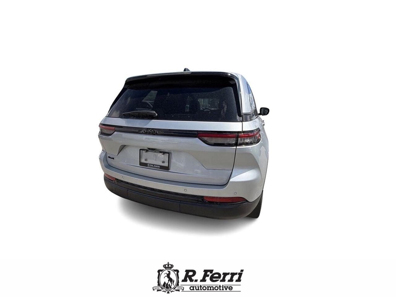 2024 Jeep Grand Cherokee Laredo 4dr 4x4 Photo