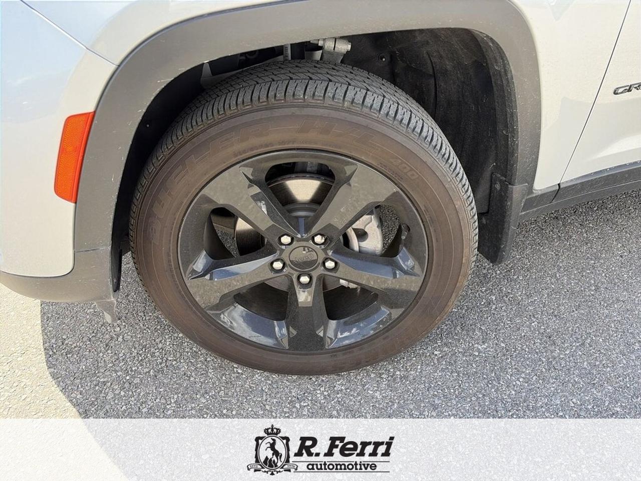 2024 Jeep Grand Cherokee Laredo 4dr 4x4 Photo