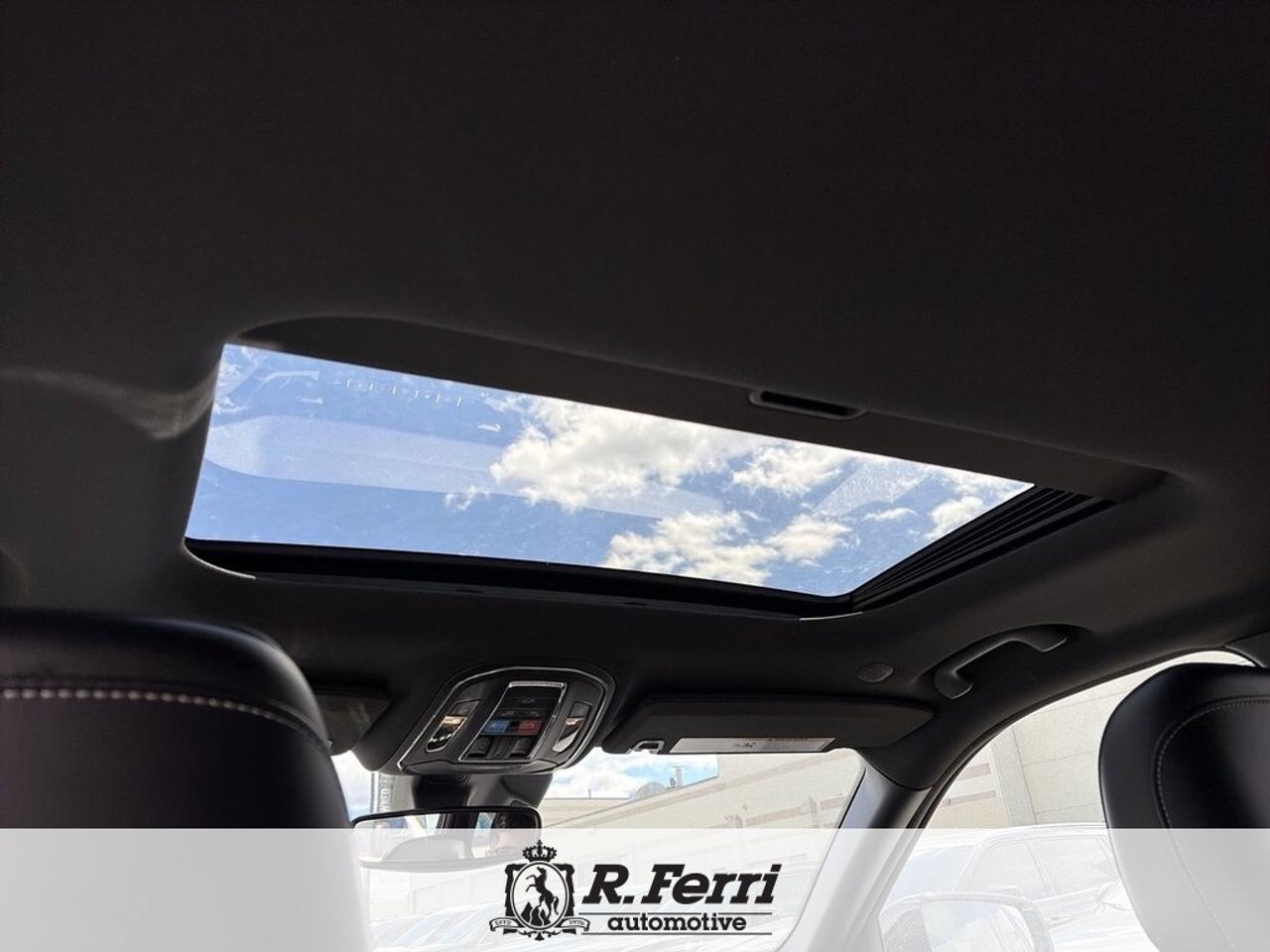 2024 Jeep Grand Cherokee Laredo 4dr 4x4 Photo
