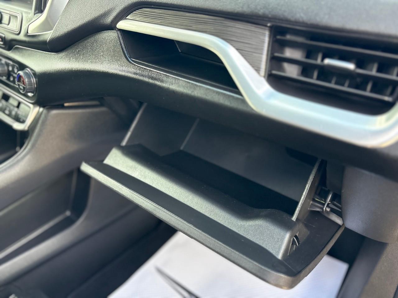 2023 GMC Terrain SLE All-wheel Drive Photo