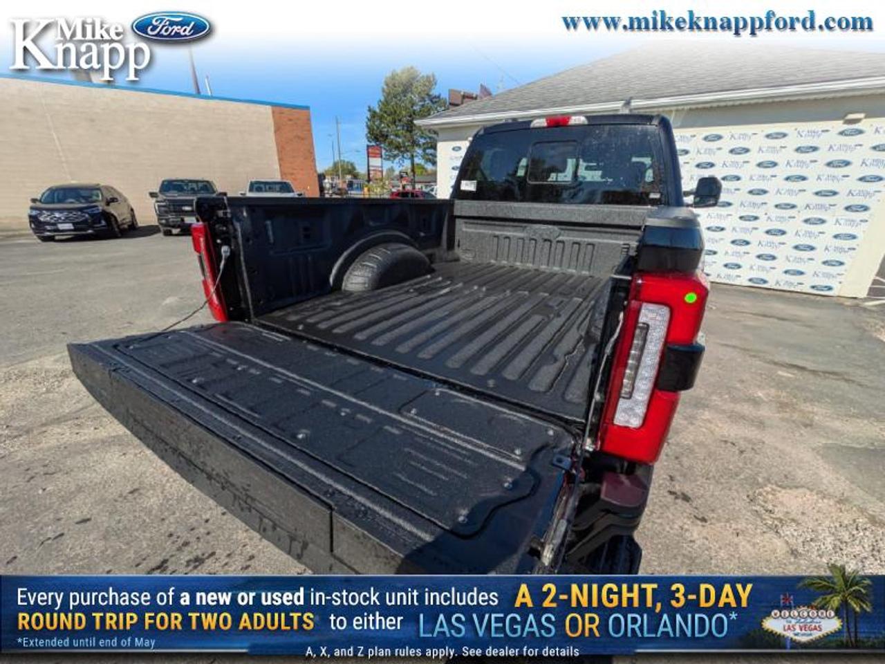 2026 Ford F-350 Super Duty Platinum Photo