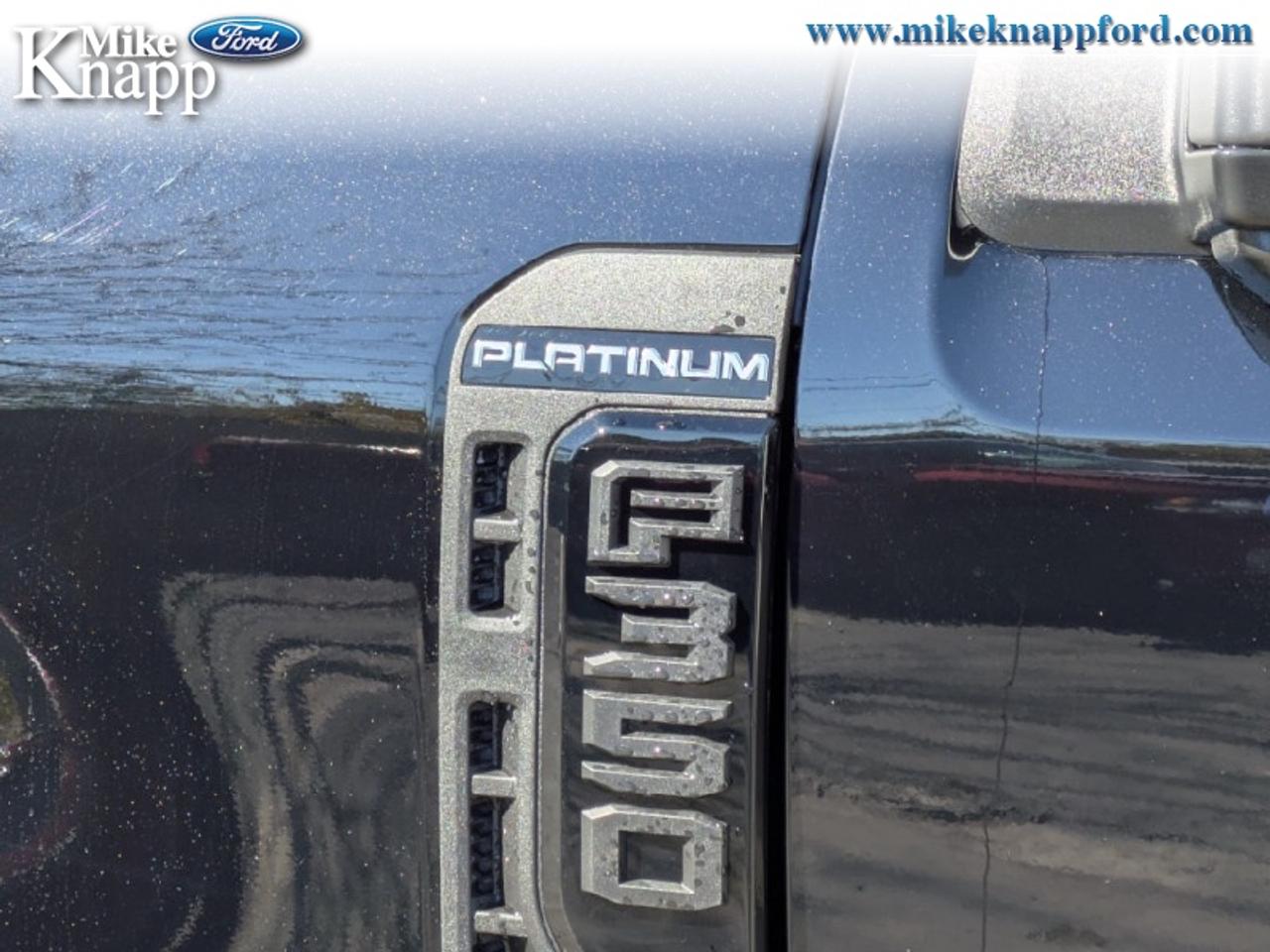 2026 Ford F-350 Super Duty Platinum Photo