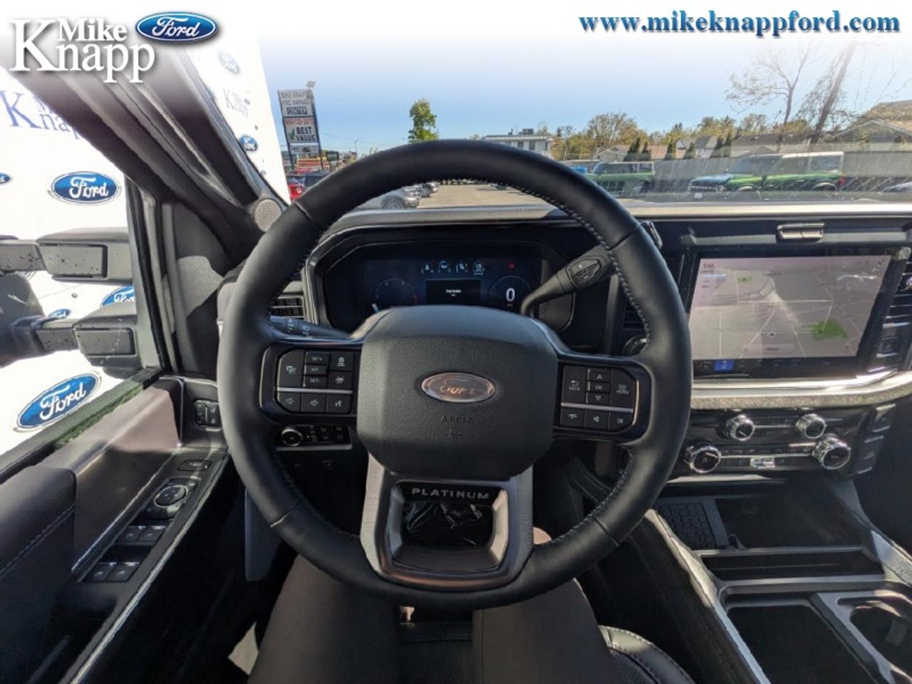 2026 Ford F-350 Super Duty Platinum Photo