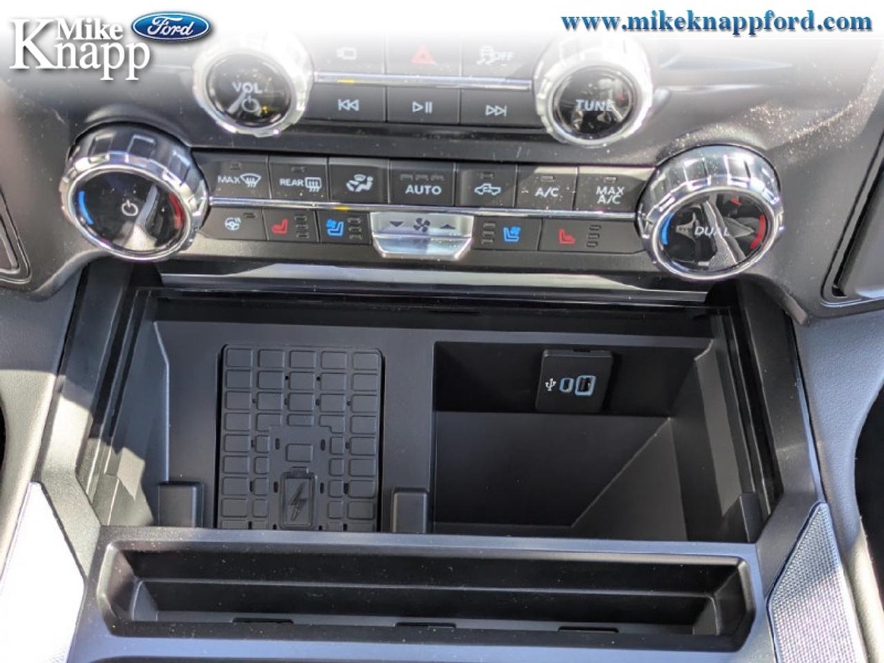 2026 Ford F-350 Super Duty Platinum Photo