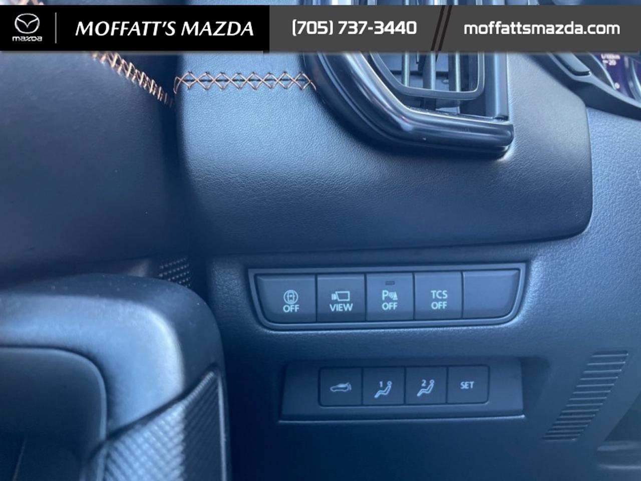 2025 Mazda CX-50 GT Photo