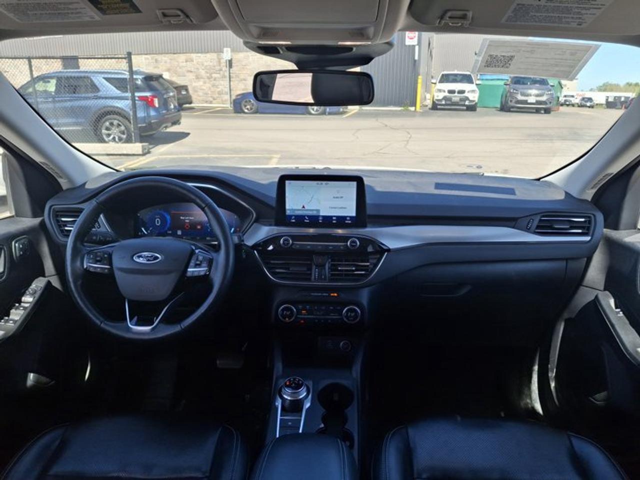 2021 Ford Escape Titanium AWD | Leather | Nav | Heated Seats | Power Seat | CarPlay + Android | Remote Start & More ! Photo