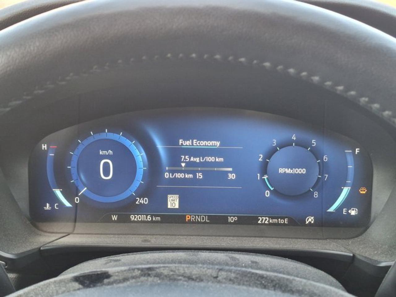 2021 Ford Escape Titanium AWD | Leather | Nav | Heated Seats | Power Seat | CarPlay + Android | Remote Start & More ! Photo