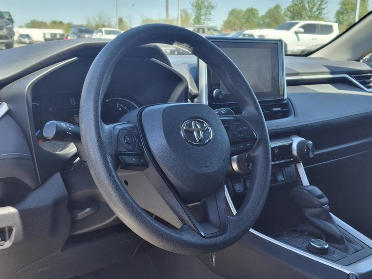 2025 Toyota RAV4 Hybrid LE AWD | Radar Cruise | Heated Seats | CarPlay + Android | and More ! Photo