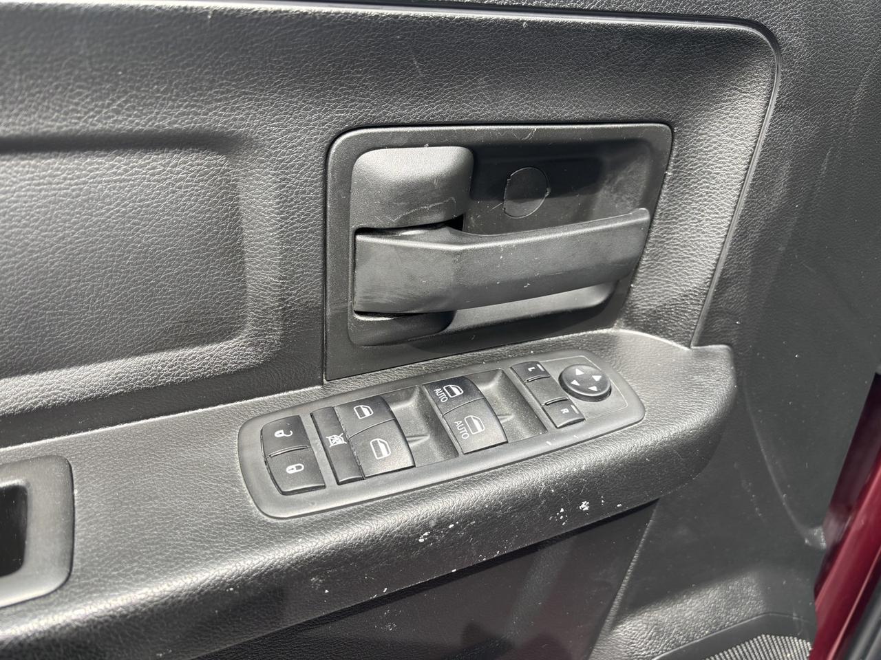2021 RAM 1500 Classic TRADESMAN Photo