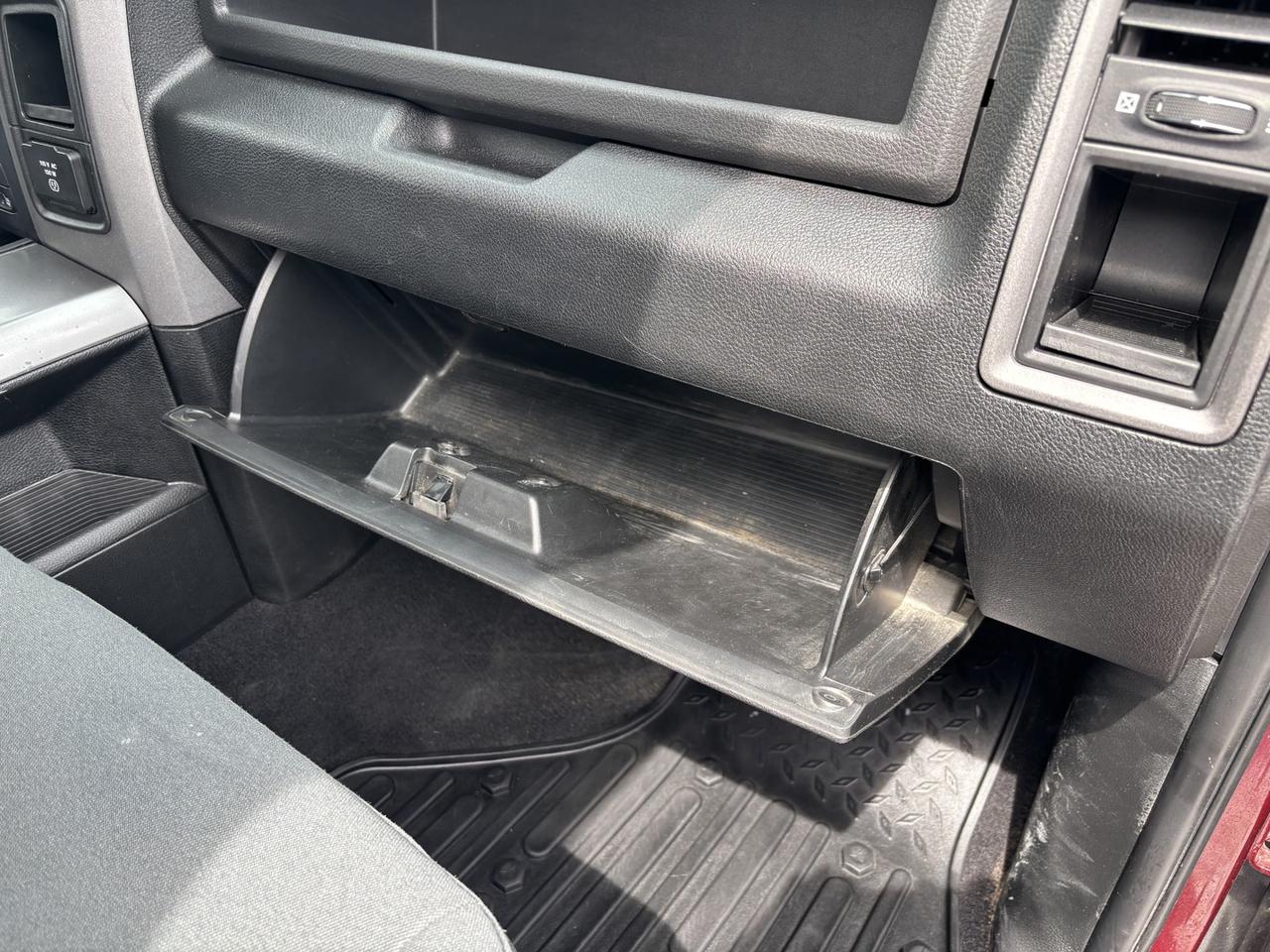 2021 RAM 1500 Classic TRADESMAN Photo