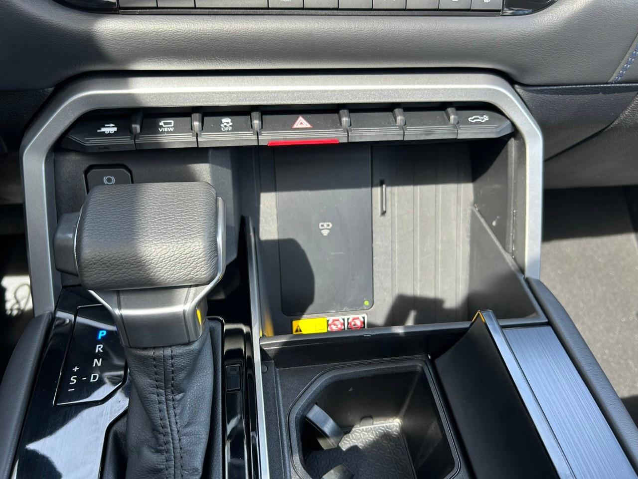 2025 Toyota Tundra 4x4 Crewmax Platinum Long Bed Photo