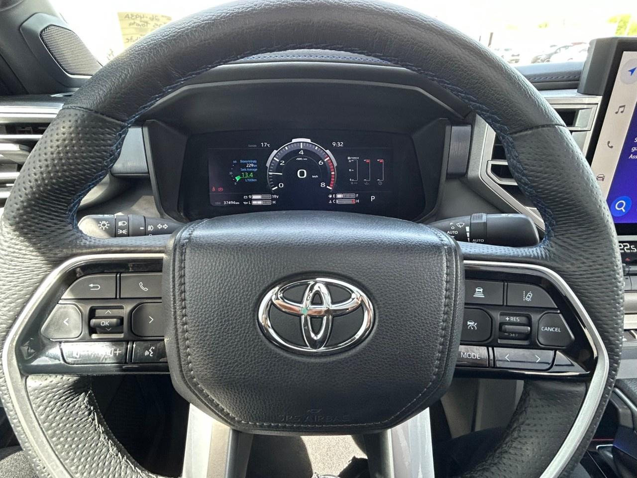 2025 Toyota Tundra 4x4 Crewmax Platinum Long Bed Photo