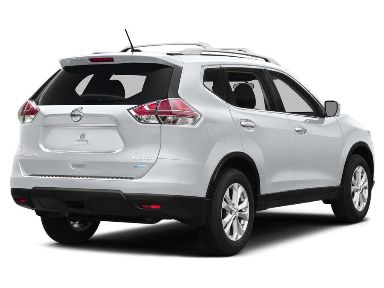 2016 Nissan Rogue SV Photo