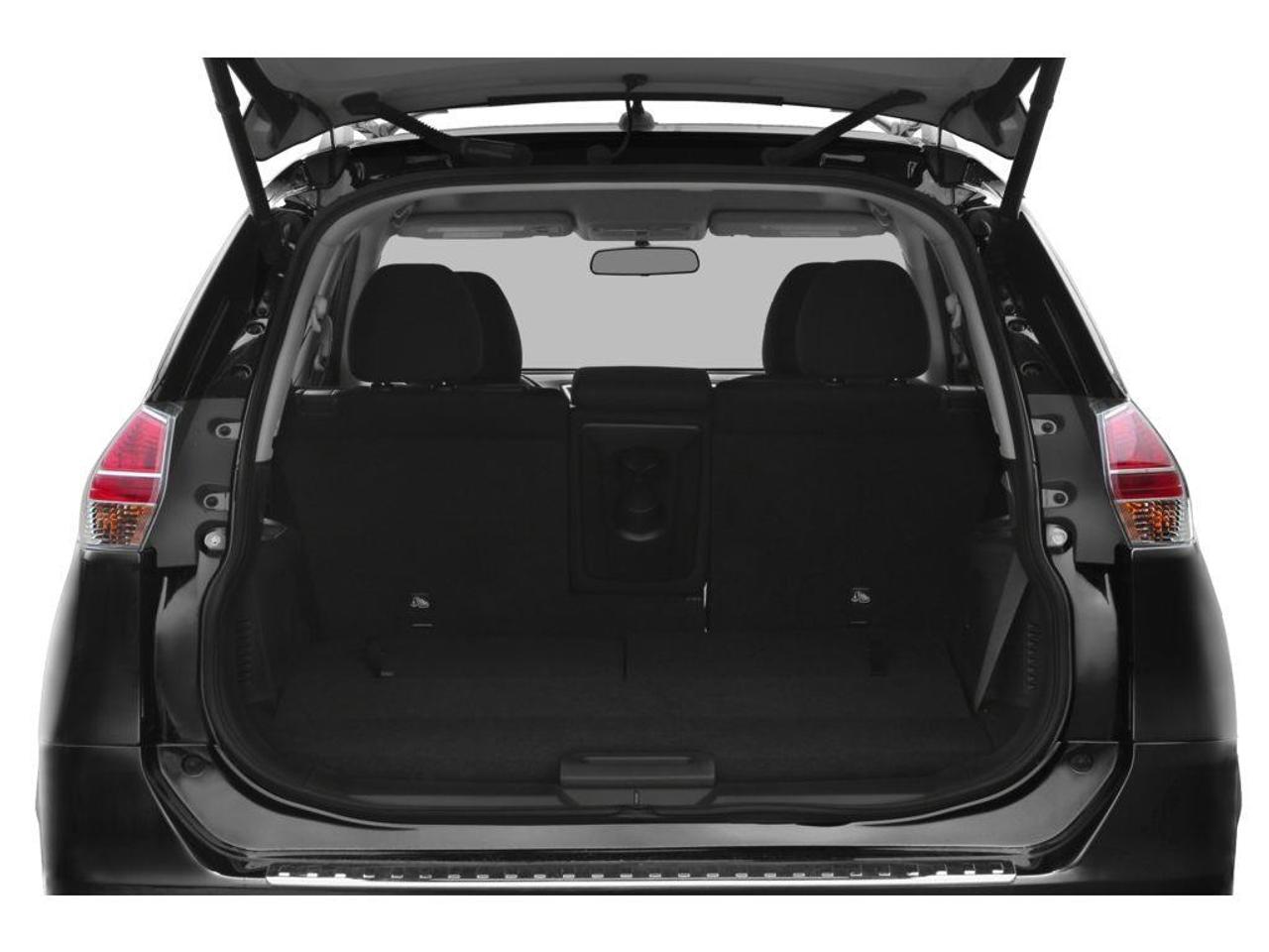 2016 Nissan Rogue SV Photo