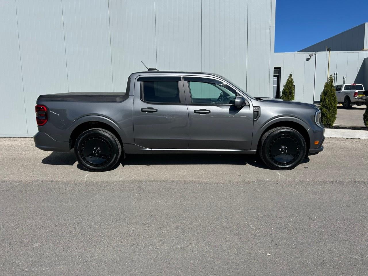 2025 Ford Maverick Lobo High AWD SuperCrew Photo