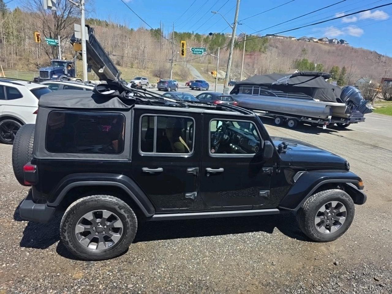 2018 Jeep Wrangler Unlimited Sahara Unlimited Sahara Photo3