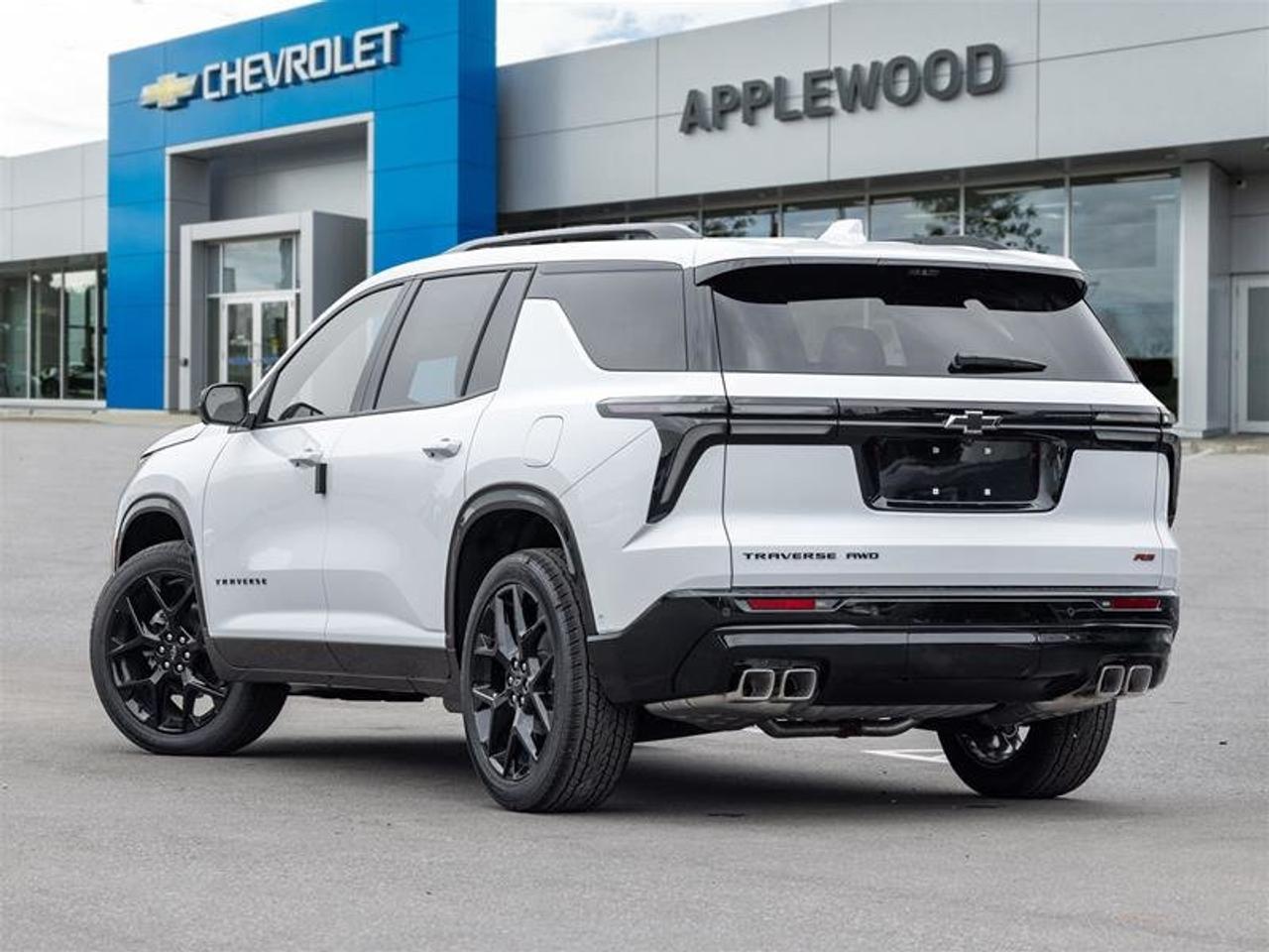 2026 Chevrolet Traverse RS Photo4