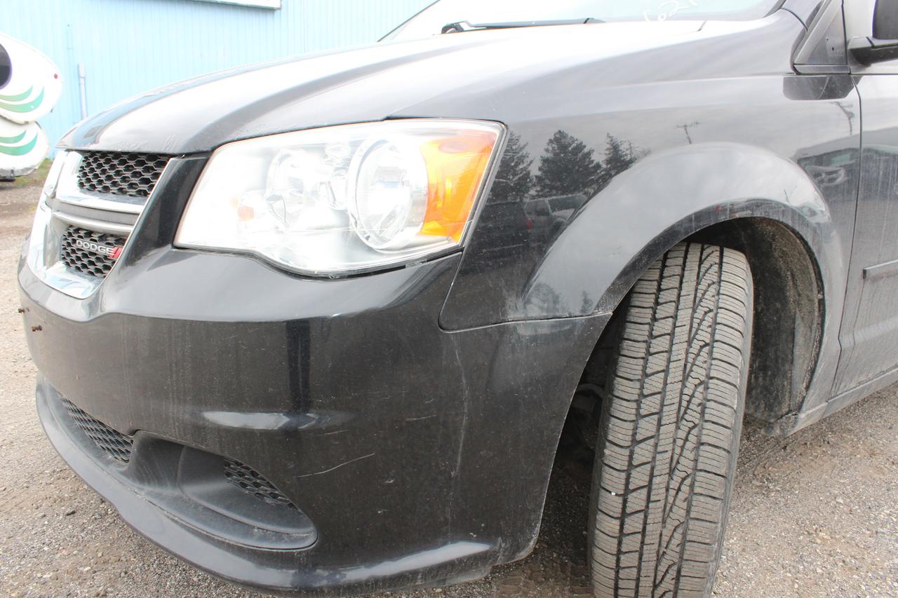 2015 Dodge Grand Caravan SXT Photo
