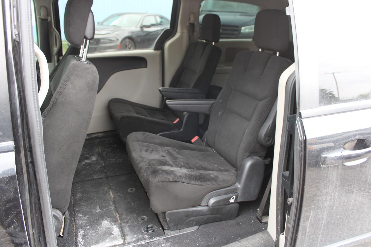 2015 Dodge Grand Caravan SXT Photo