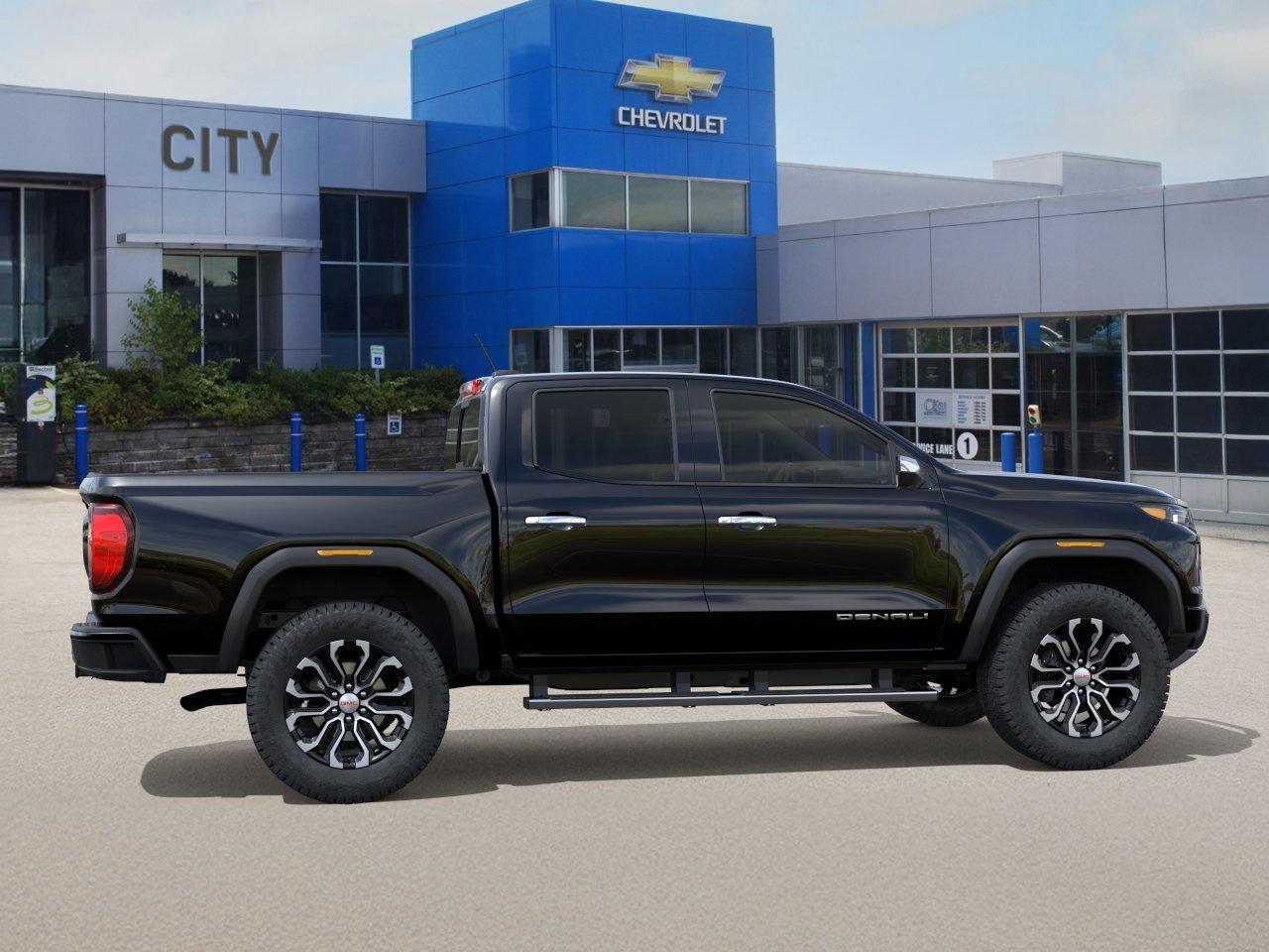 2026 GMC Canyon Denali Photo4