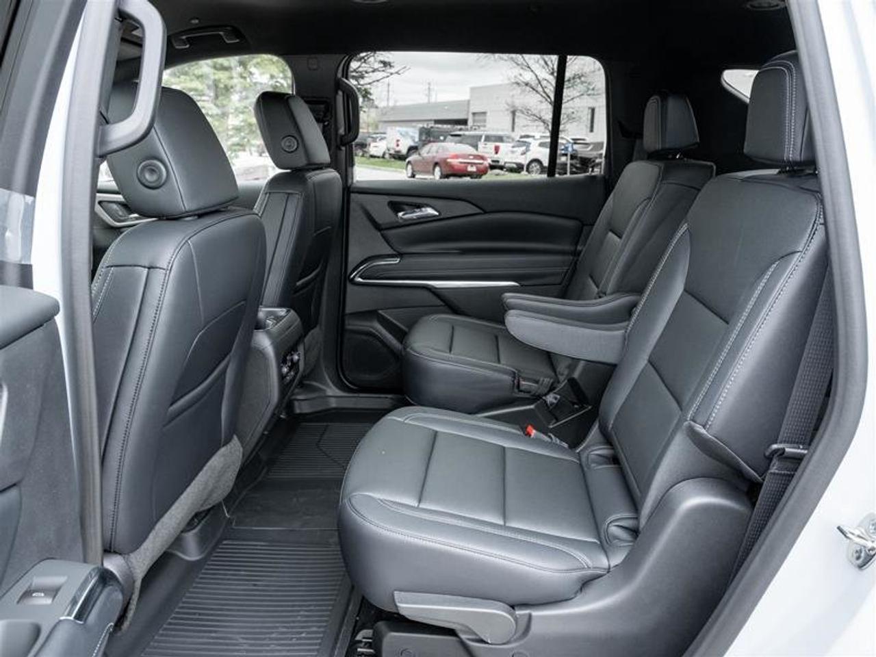 2026 Chevrolet Traverse LT Photo