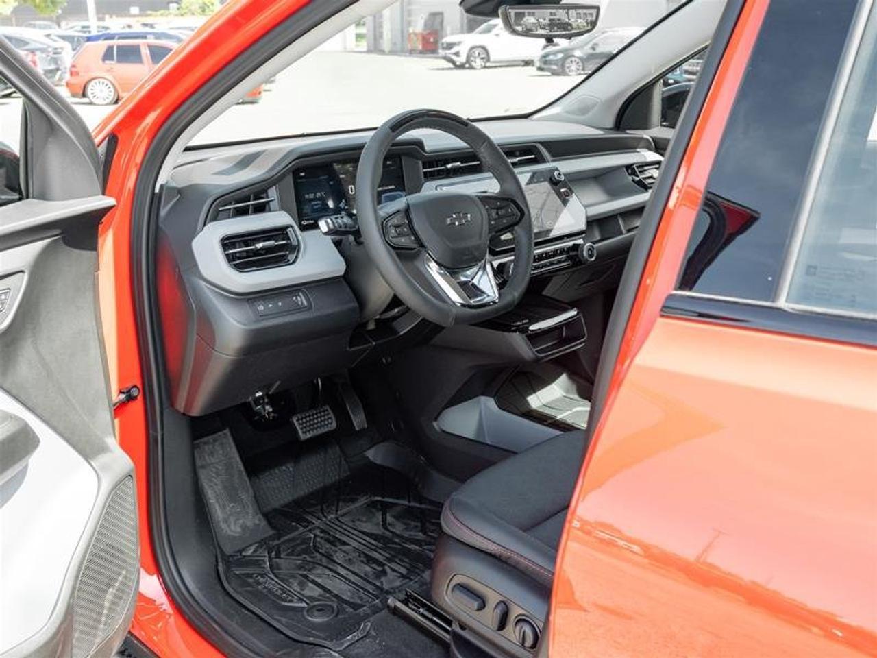 2027 Chevrolet Bolt RS Photo