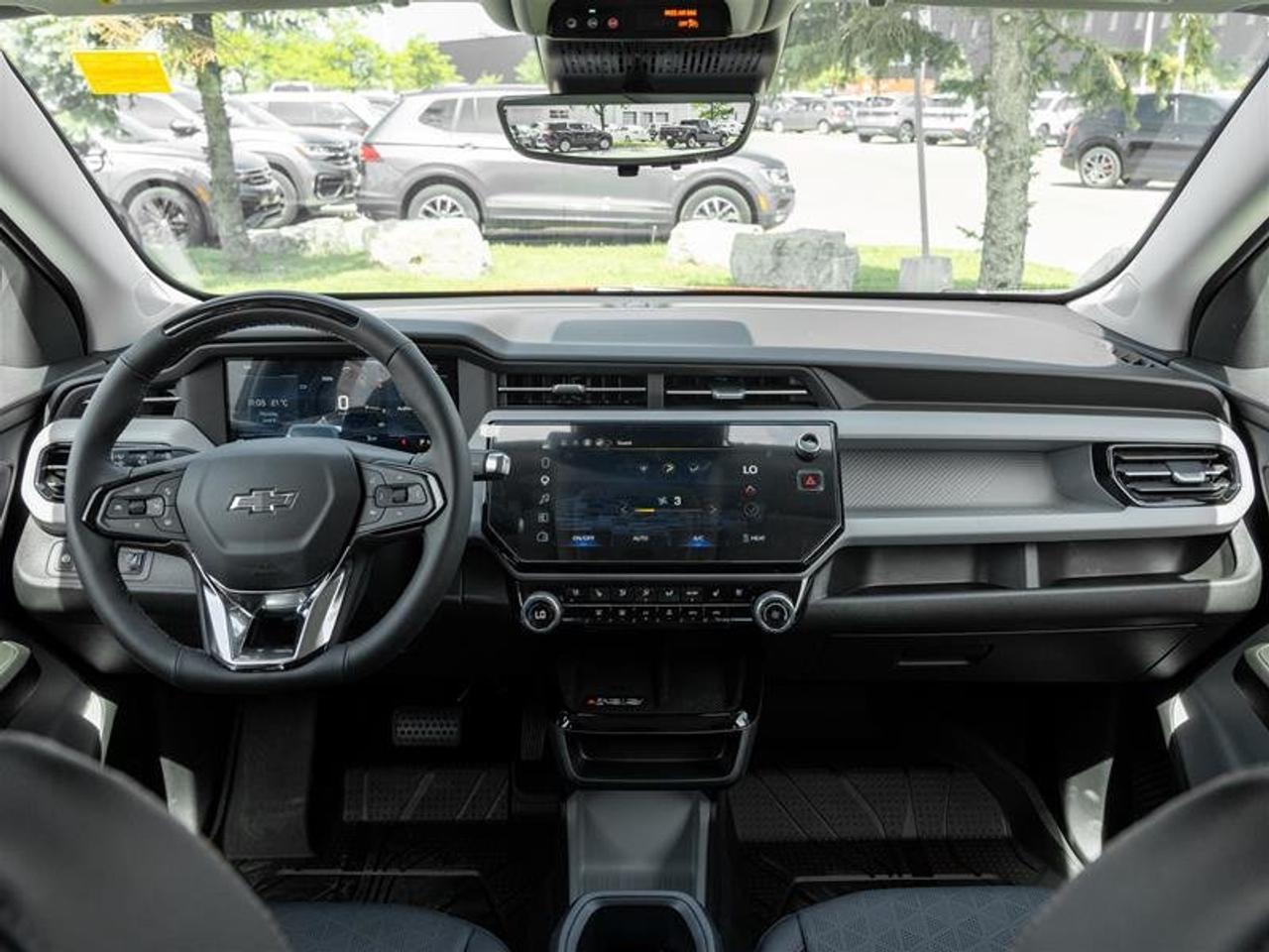 2027 Chevrolet Bolt RS Photo