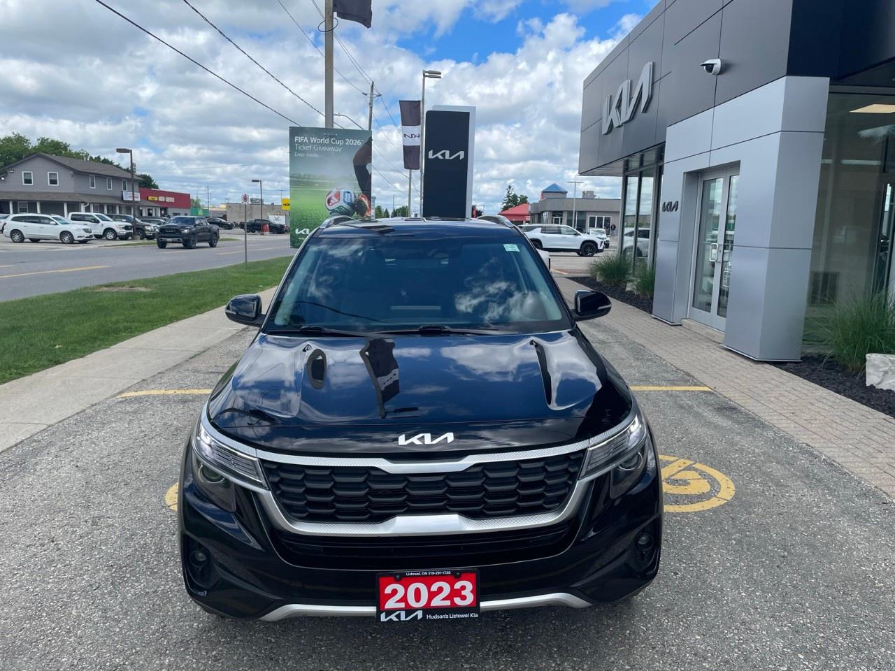 2023 Kia Seltos LX AWD Photo2