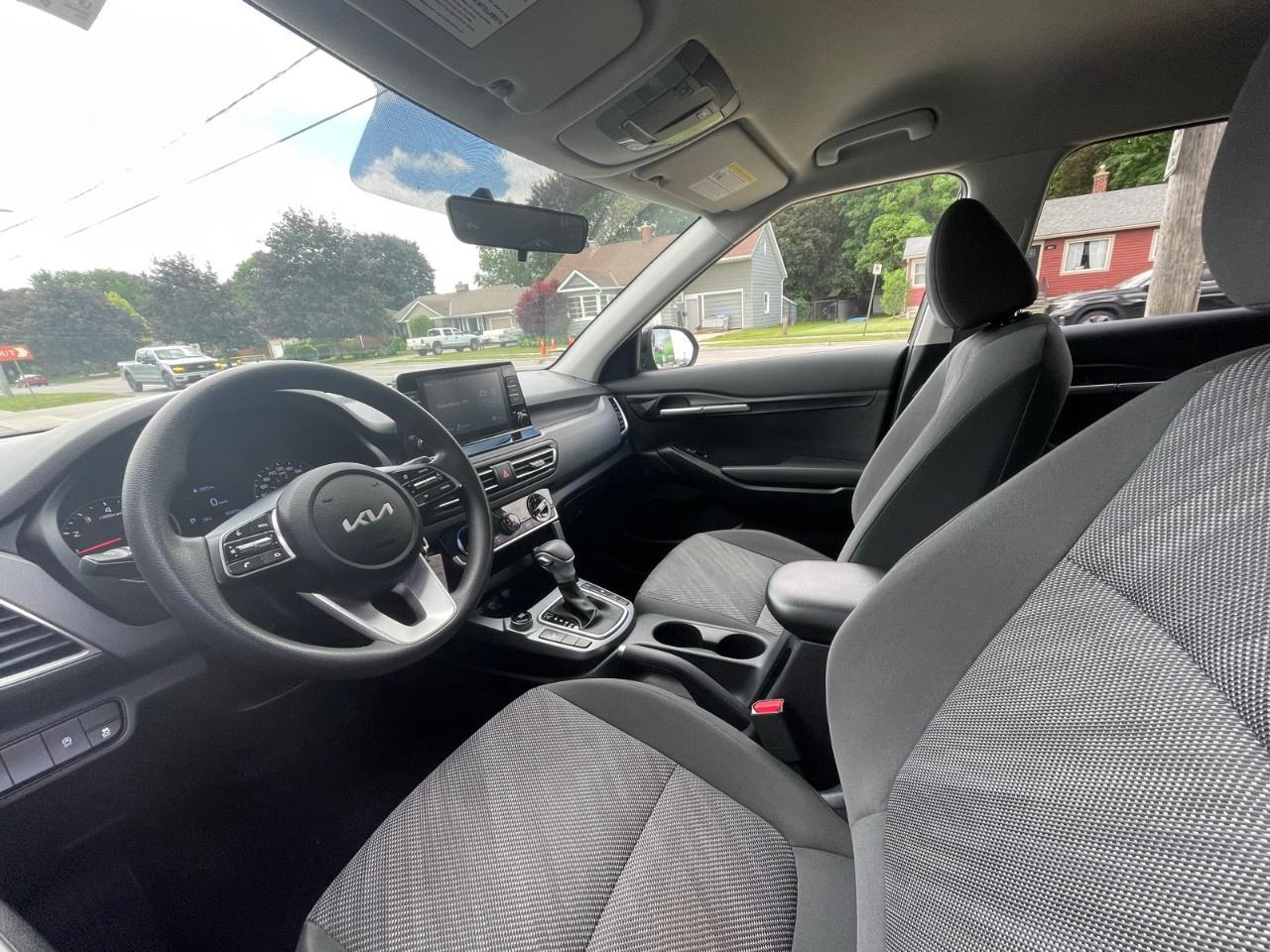 2023 Kia Seltos LX AWD Photo