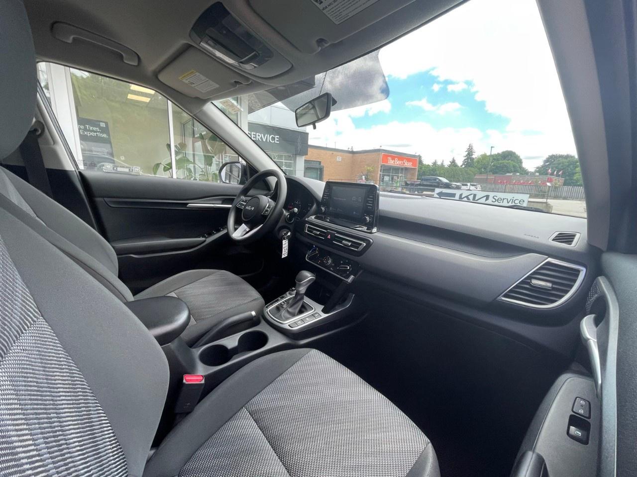 2023 Kia Seltos LX AWD Photo