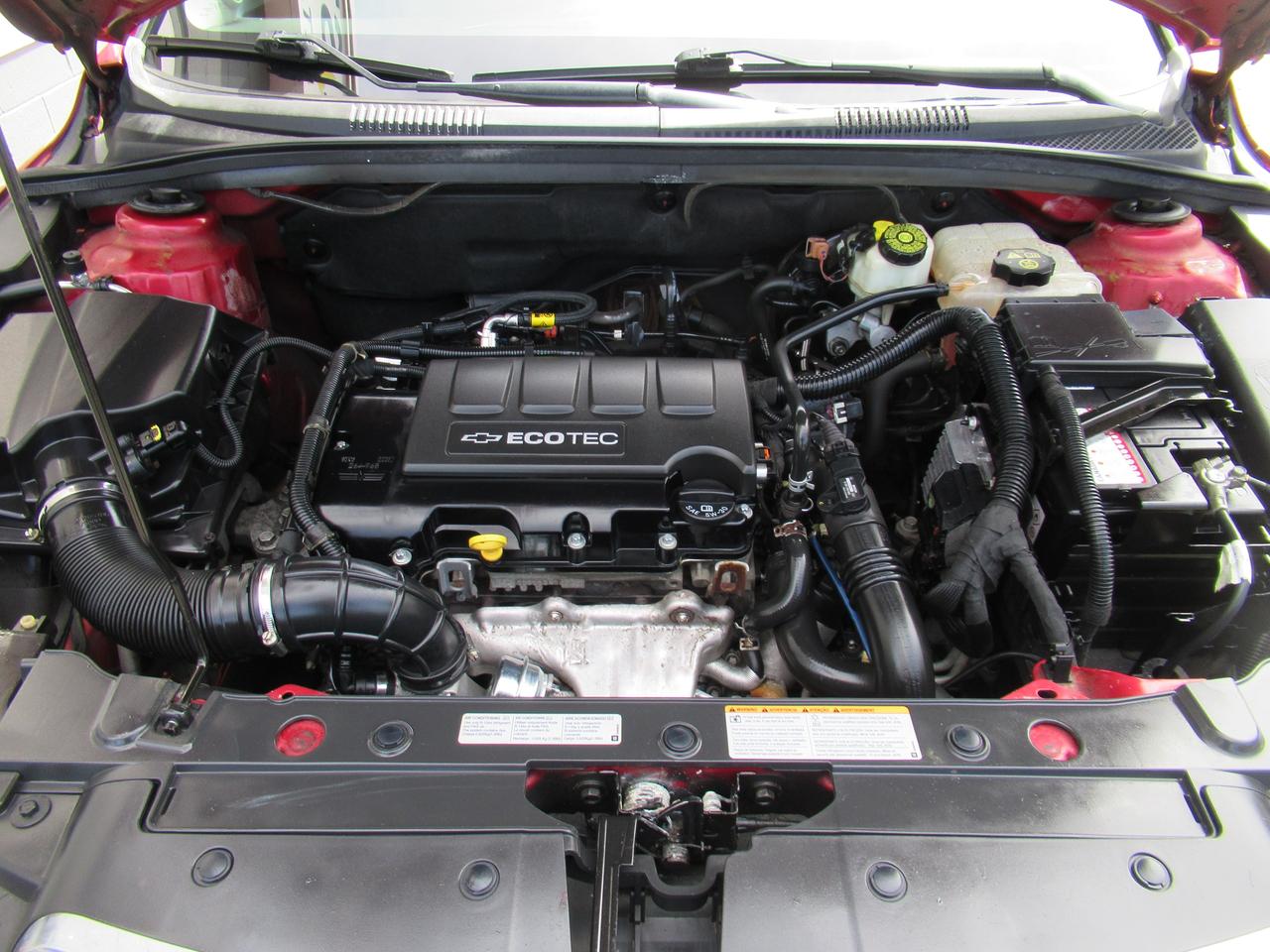 2011 Chevrolet Cruze LT Turbo+ w/1SB Photo3