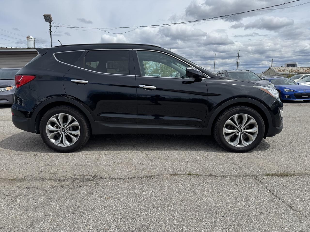 2016 Hyundai Santa Fe Sport Limited Adventure Edition Photo