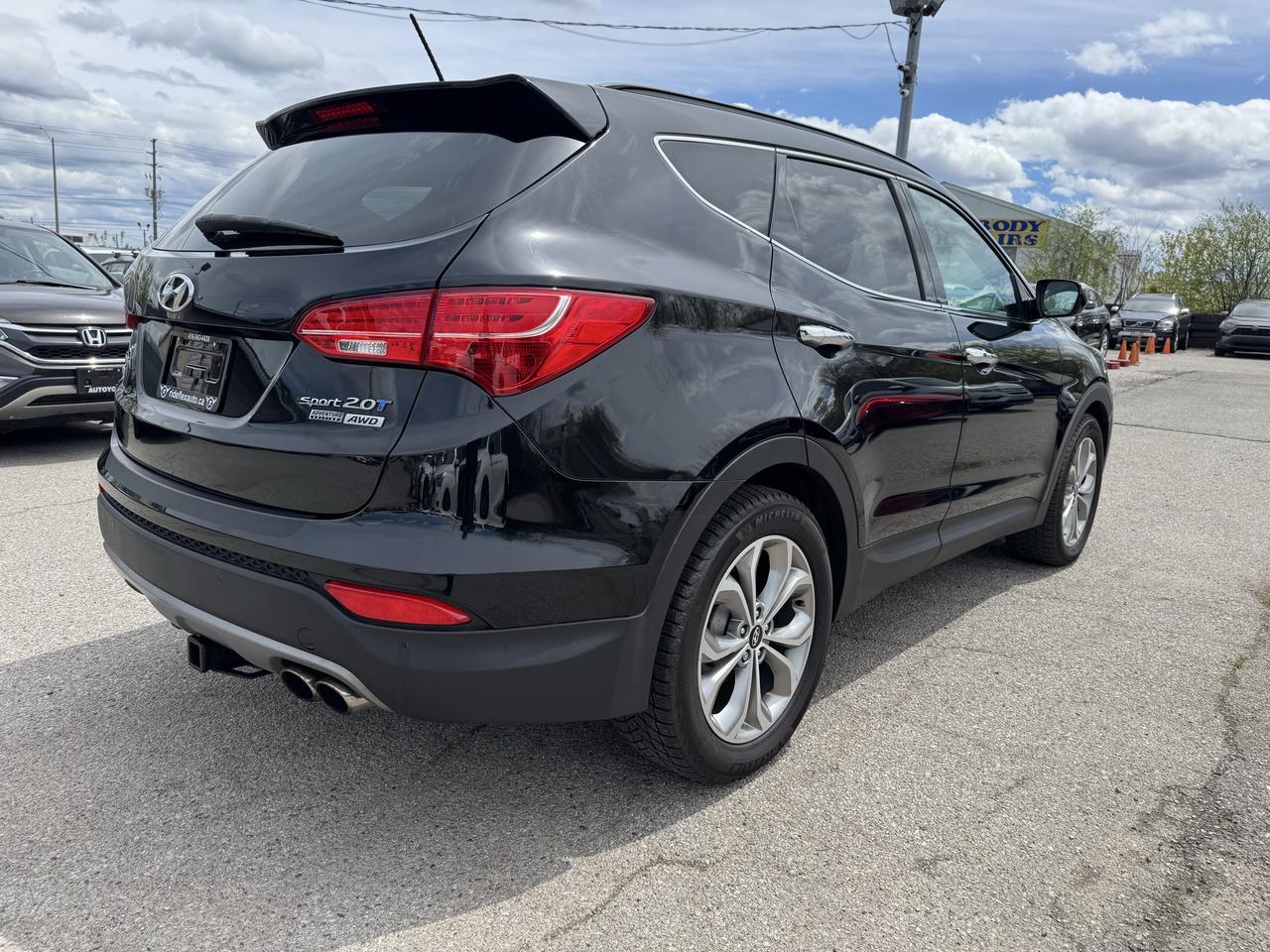 2016 Hyundai Santa Fe Sport Limited Adventure Edition Photo