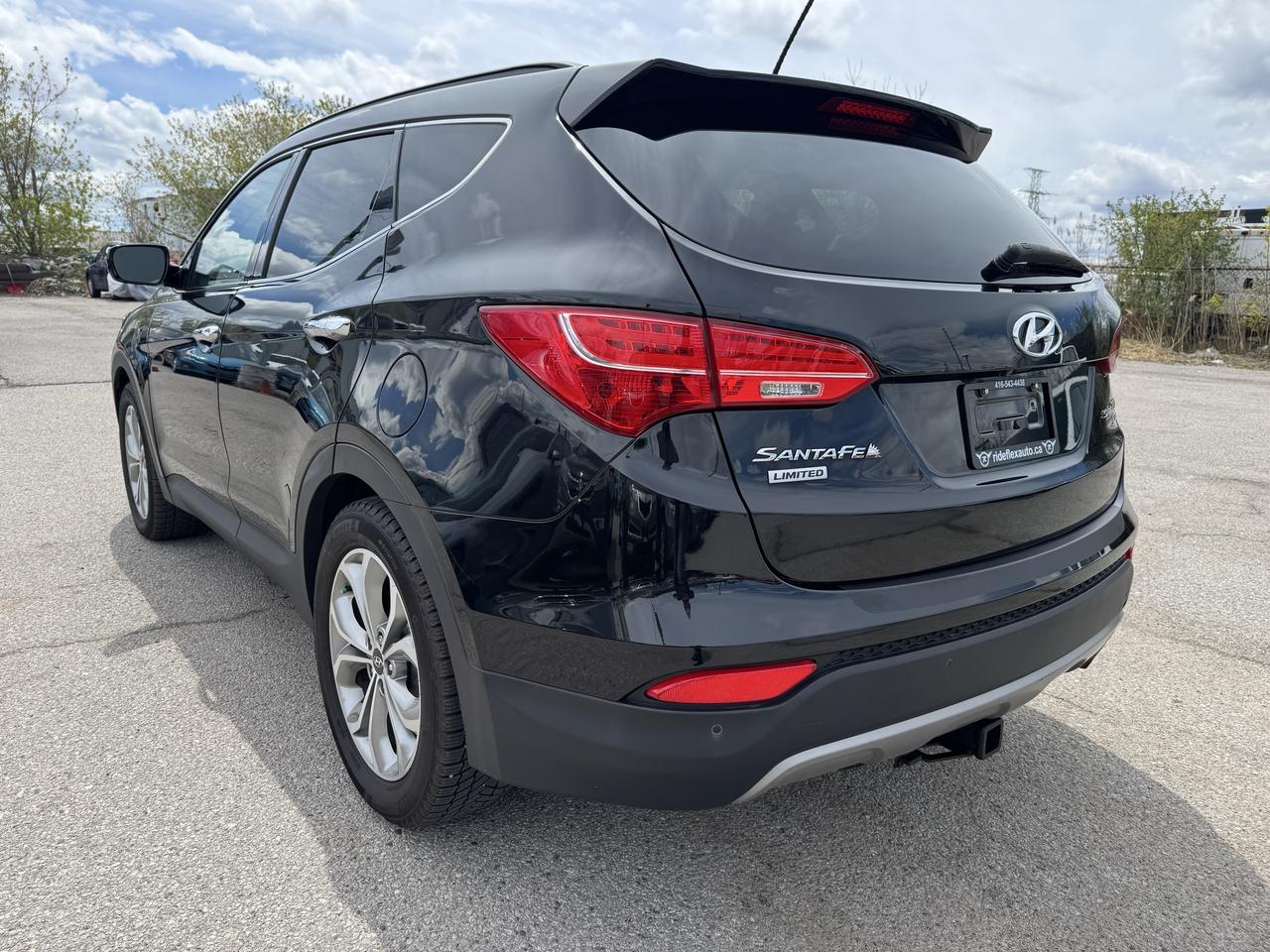 2016 Hyundai Santa Fe Sport Limited Adventure Edition Photo