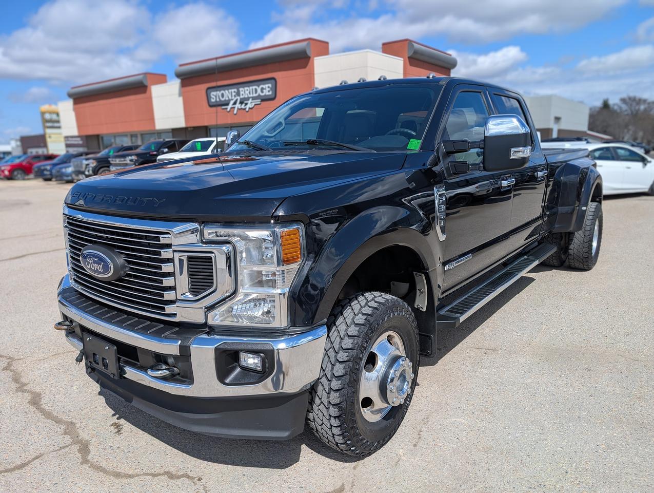 2022 Ford F-350 XLT 4WD Crew Cab 8' Box | 5th wheel