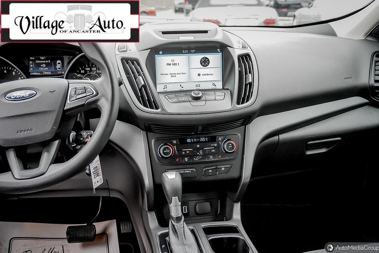 2017 Ford Escape 4WD 4dr SE Photo