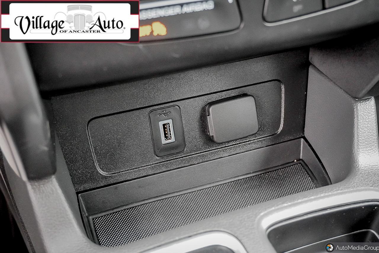 2017 Ford Escape 4WD 4dr SE Photo