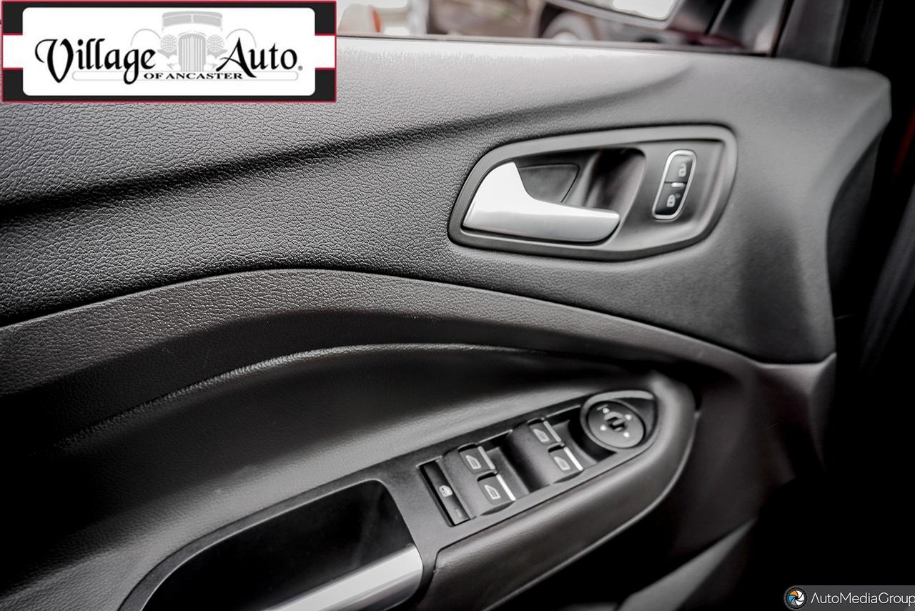 2017 Ford Escape 4WD 4dr SE Photo