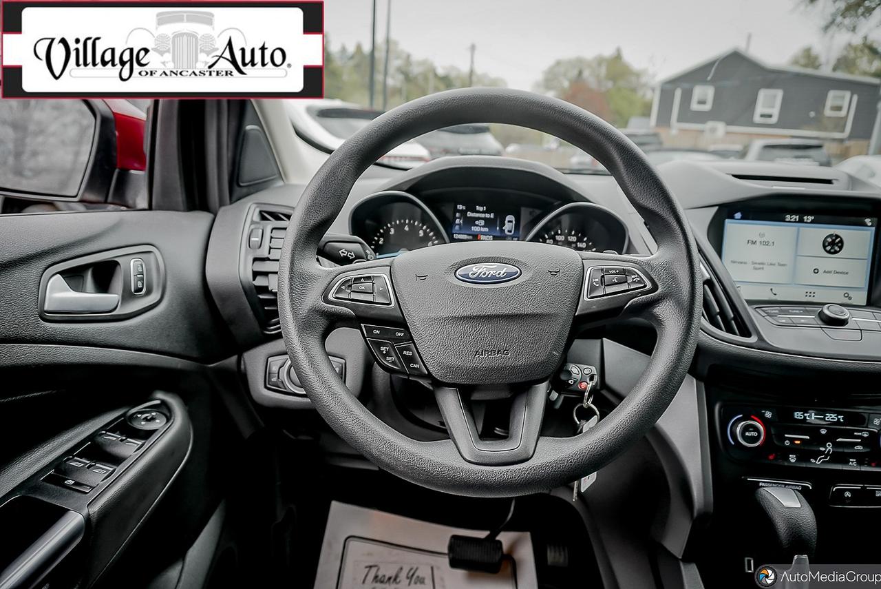2017 Ford Escape 4WD 4dr SE Photo