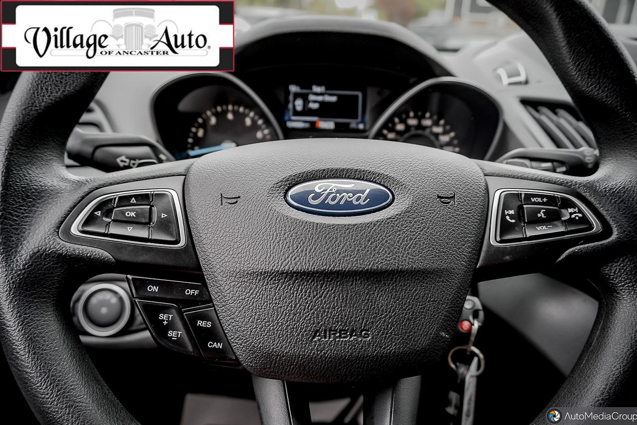 2017 Ford Escape 4WD 4dr SE Photo