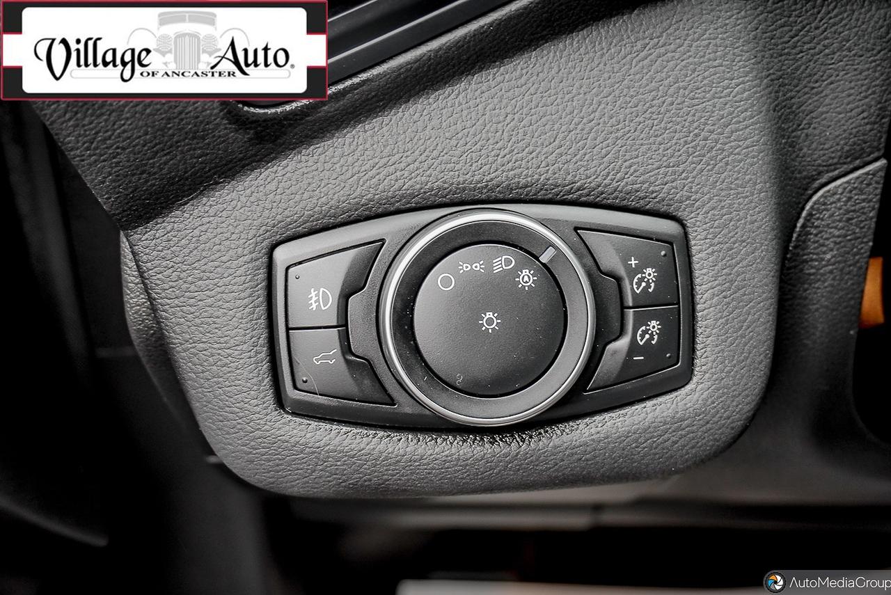 2017 Ford Escape 4WD 4dr SE Photo