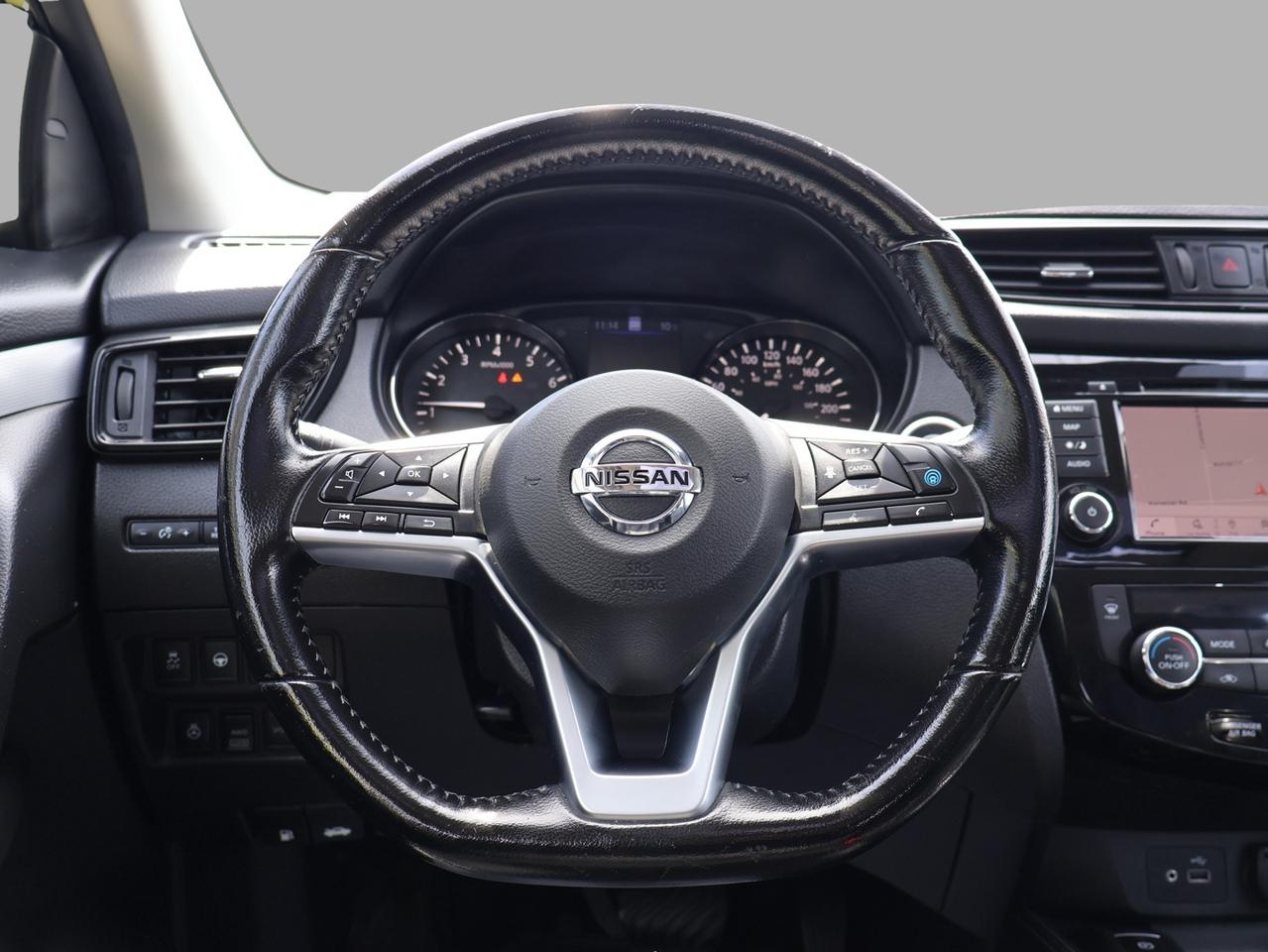 2020 Nissan Rogue Sport Qashqai SL AWD CERTIFIED *ACCIDENT FREE*NISSAN MAINTAIN* CAMERA NAV BLUETOOTH LEATHER HEATED SEATS CRUISE ALLOYS Photo