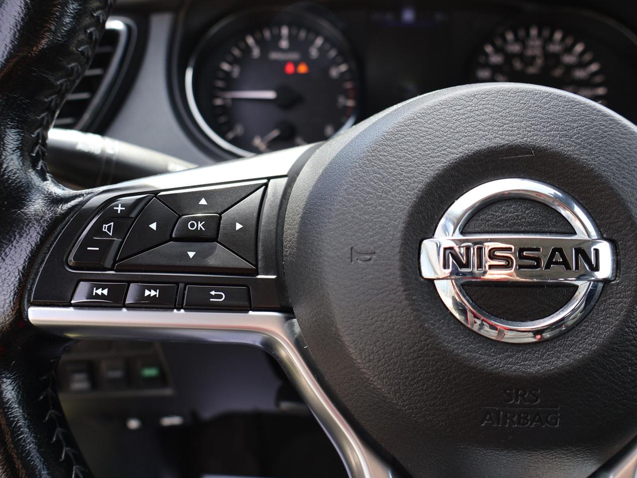 2020 Nissan Rogue Sport Qashqai SL AWD CERTIFIED *ACCIDENT FREE*NISSAN MAINTAIN* CAMERA NAV BLUETOOTH LEATHER HEATED SEATS CRUISE ALLOYS Photo