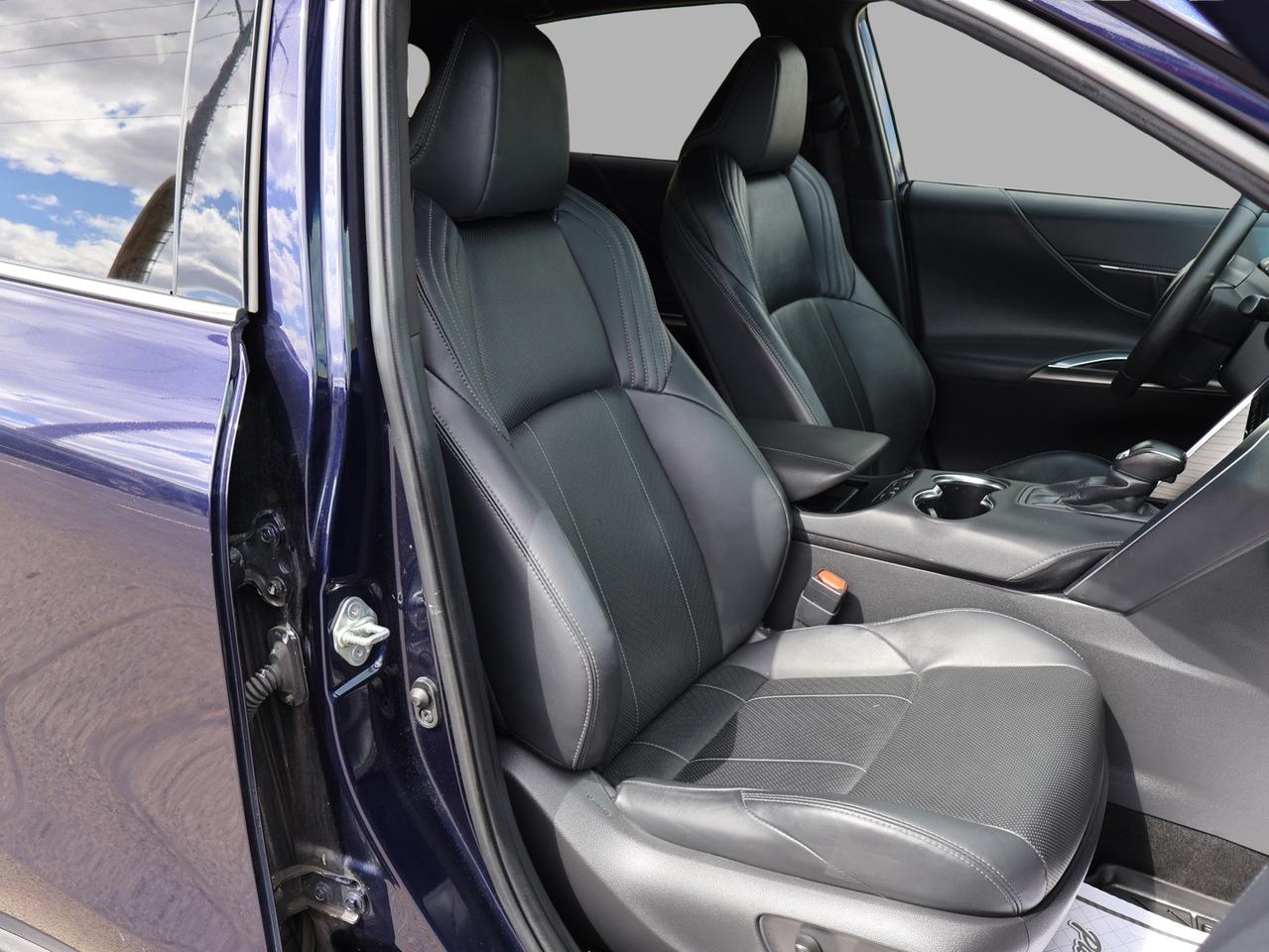 2023 Toyota Venza XLE HYBRID AWD *1 OWNER*TOYOTA MAINTAIN* CAMERA NAV BLUETOOTH LEATHER HEATED SEATS CRUISE ALLOYS Photo