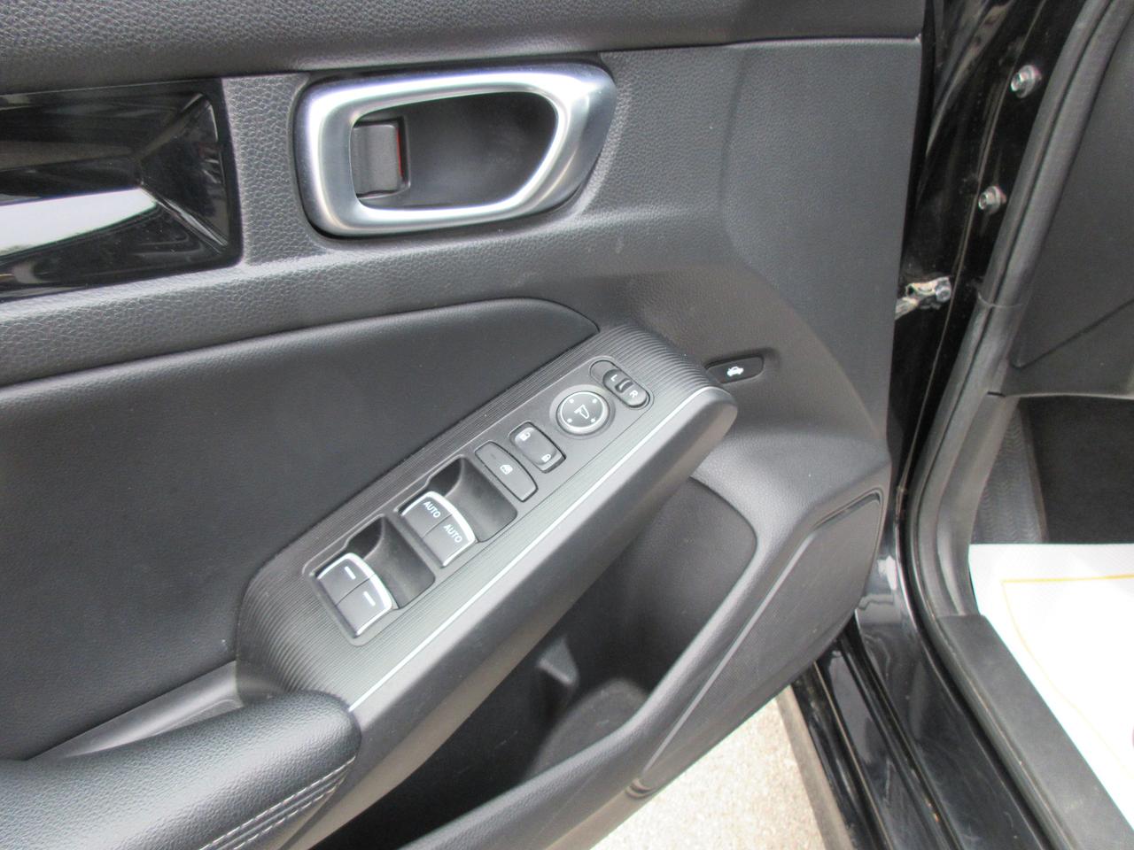 2022 Honda Civic Touring Photo