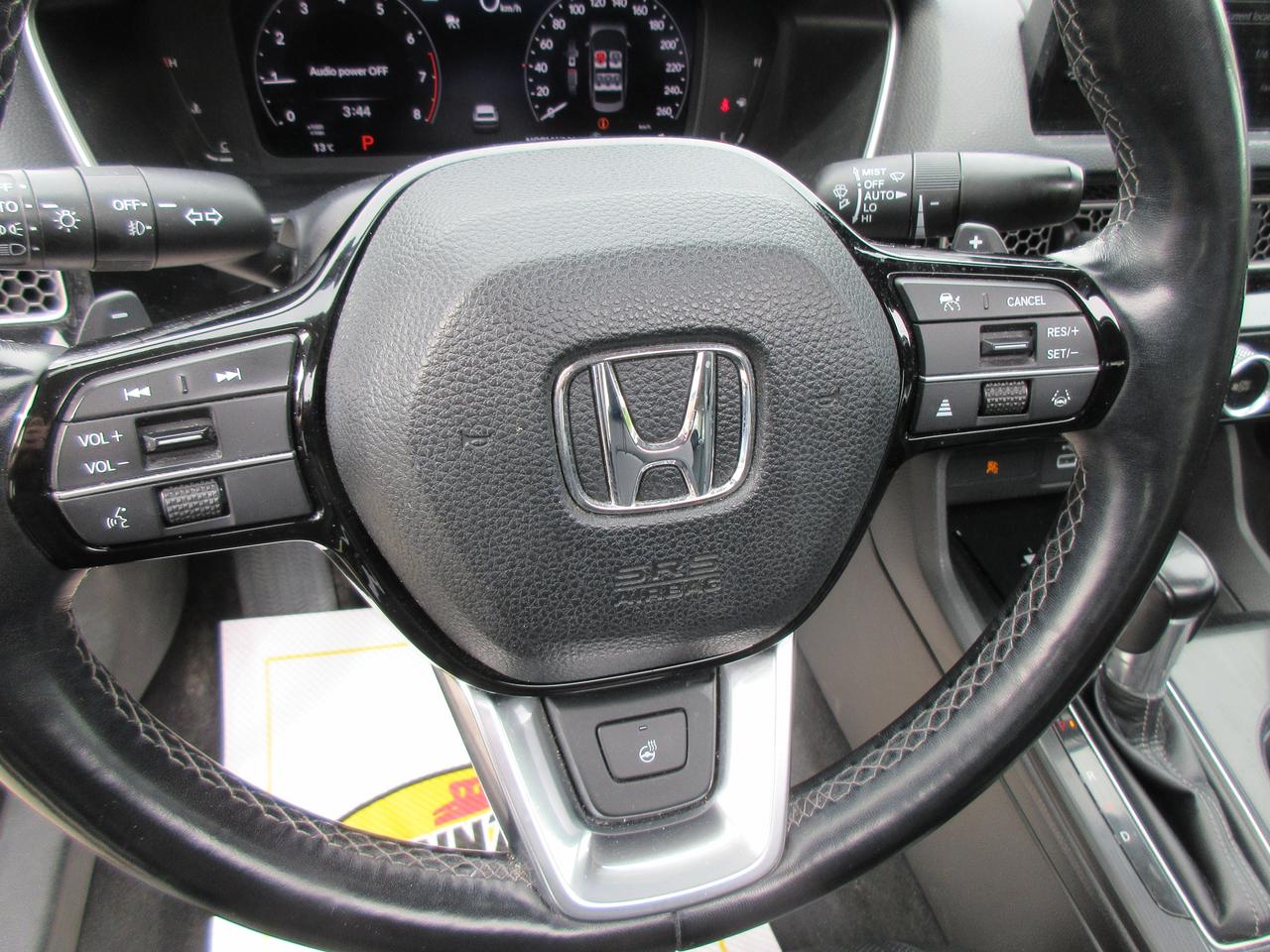 2022 Honda Civic Touring Photo